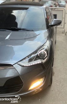 Hyundai Veloster 2013
