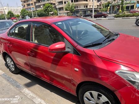 Used Toyota Yaris 2015