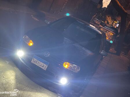 Volkswagen Golf 2000