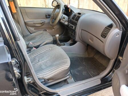 Hyundai Verna 2006