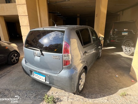 Used Daihatsu Sirion 2012