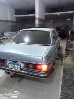 Mercedes E200 1977