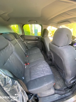 Peugeot 3008 2013