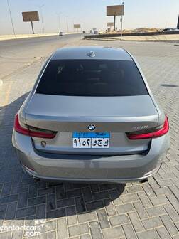 بي ام دبليو 320i 2025 مستعملة