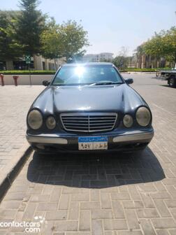 Used Mercedes E200 2002