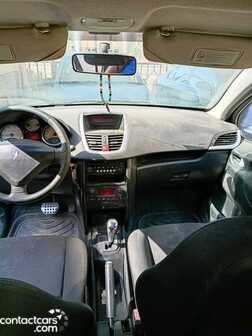 Used Peugeot 207 2011