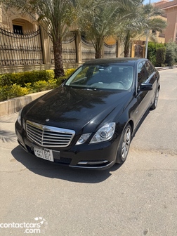 Used Mercedes E200 2010