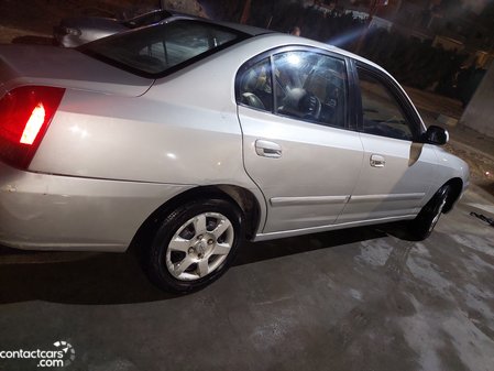 Hyundai Avante 2000