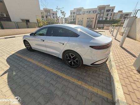 BYD Han 2024