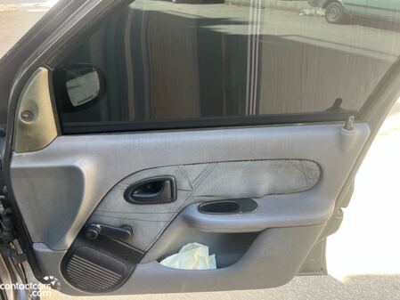 Renault Clio 2003