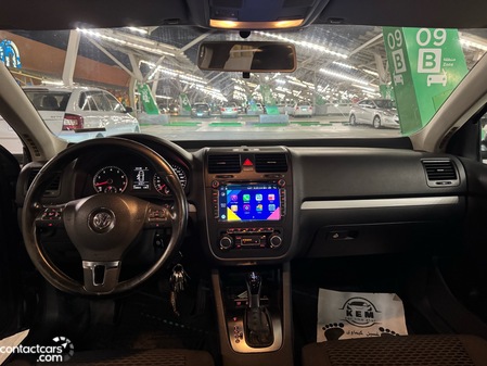 Volkswagen Jetta 2011