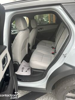 Range Rover Velar 2024