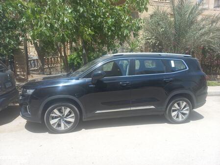Geely Okavango 2022