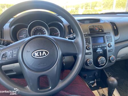 Used Kia Cerato 2010