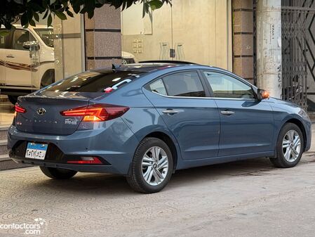 Used Hyundai Elantra AD 2025