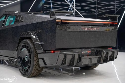 تسلا سايبر تراك 2025 جديدة