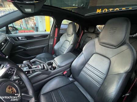Used Porsche Cayenne 2022