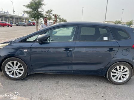Used Kia Carens 2015