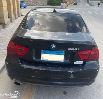 Used BMW 320i 2010