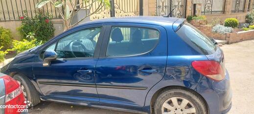 Peugeot 207 2011