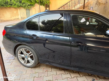 BMW 320i 2019