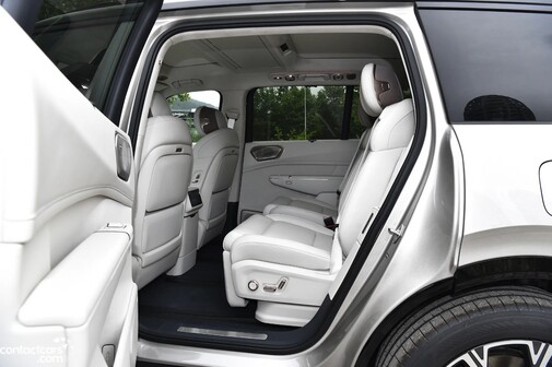 New Lynk & Co 900  2026