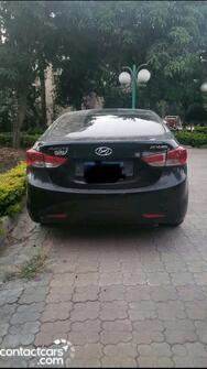 Hyundai Avante 2011