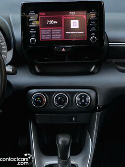 Used Toyota Yaris 2021