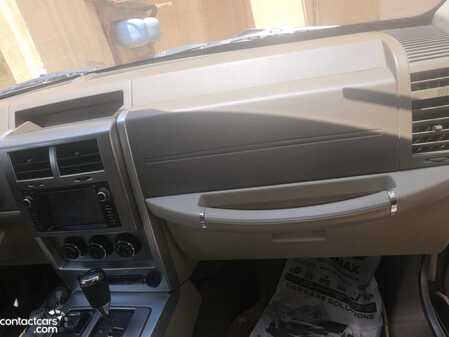 Used Jeep Cherokee 2010