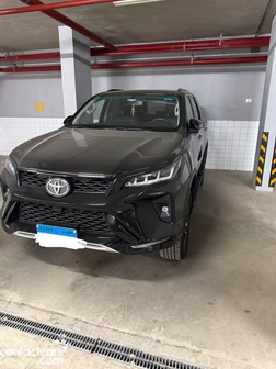 Used Toyota Fortuner 2025