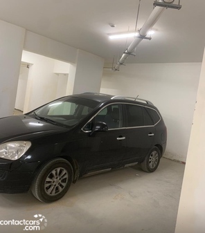 Used Kia Carens 2011