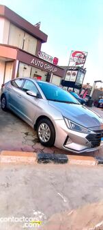 Hyundai Elantra AD 2020