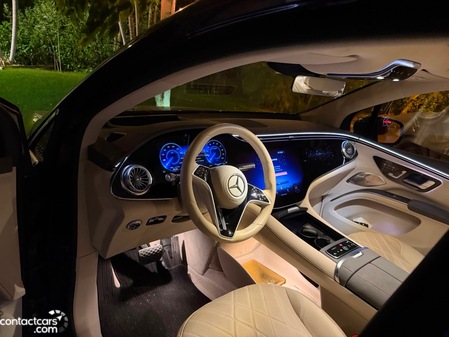 Mercedes EQS SUV 2024