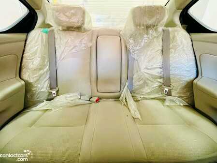 Nissan Sunny 2024