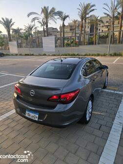 Used Opel Astra 2017