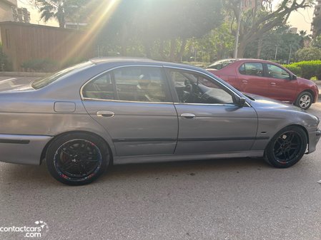 Used BMW 525i 2001