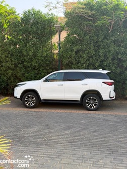 Toyota Fortuner 2024