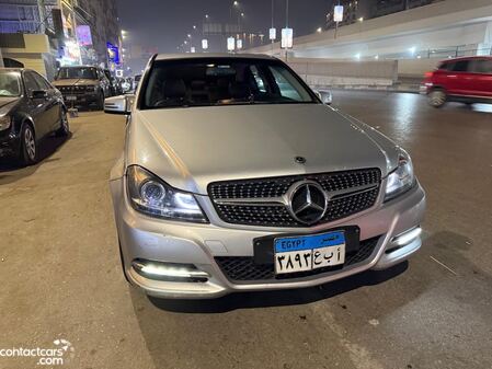 Used Mercedes C180 2013