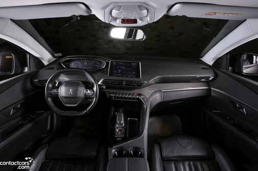 Peugeot 5008 2020