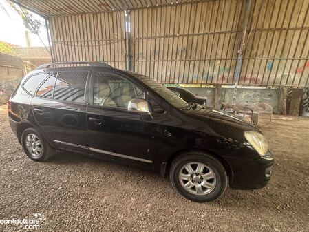Kia Carens 2010