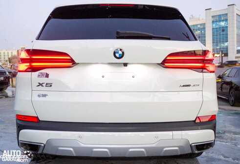 Used BMW X5 2025