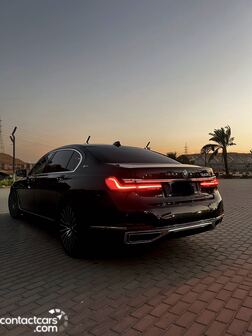 بي ام دبليو 740i 2019 مستعملة