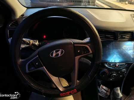 Hyundai Solaris 2016