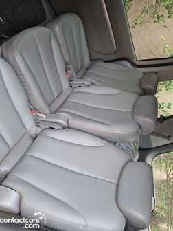 Used Kia Carnival 2011